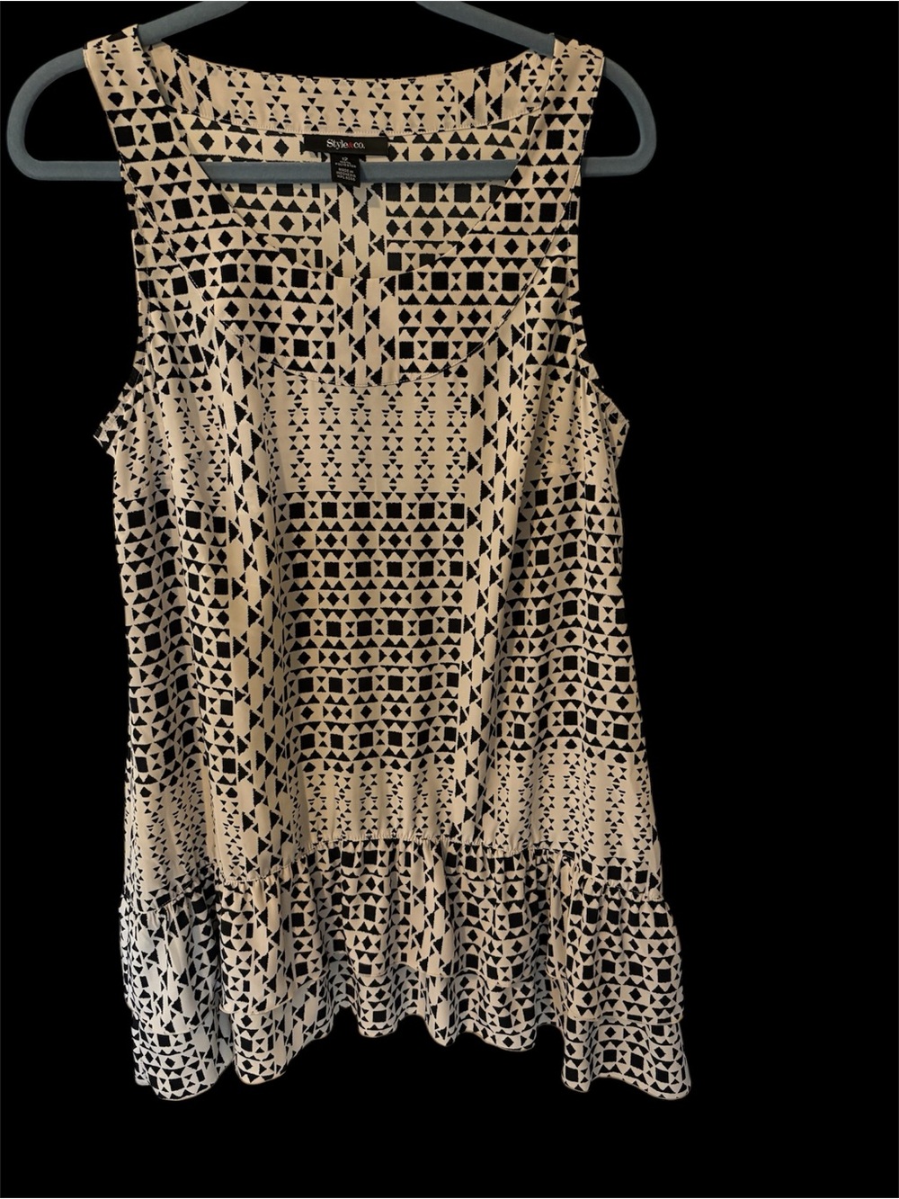 Style & Co. Black and Cream Geometric Ruffled Tank